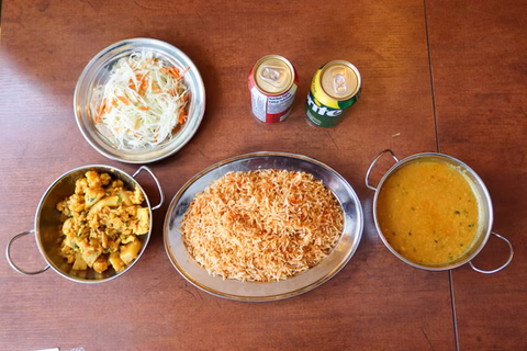 Mama Khan restaurant