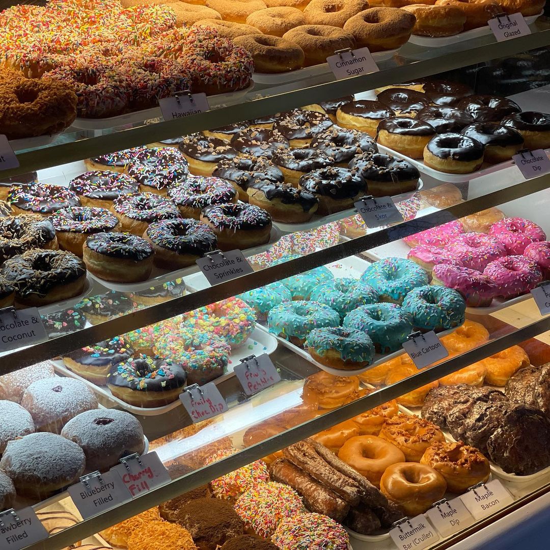 Harry and Heels California Donuts restaurant