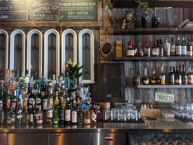 L'Gros Luxe restaurant