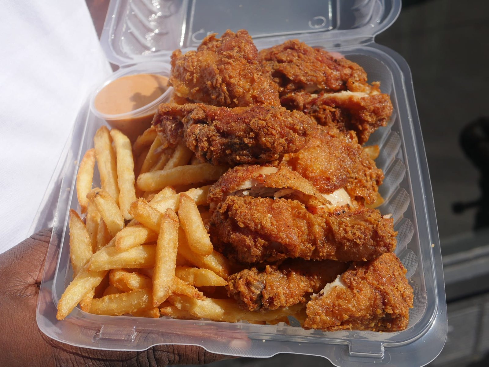 9 Mile Jamaican and International Cuisine restaurant